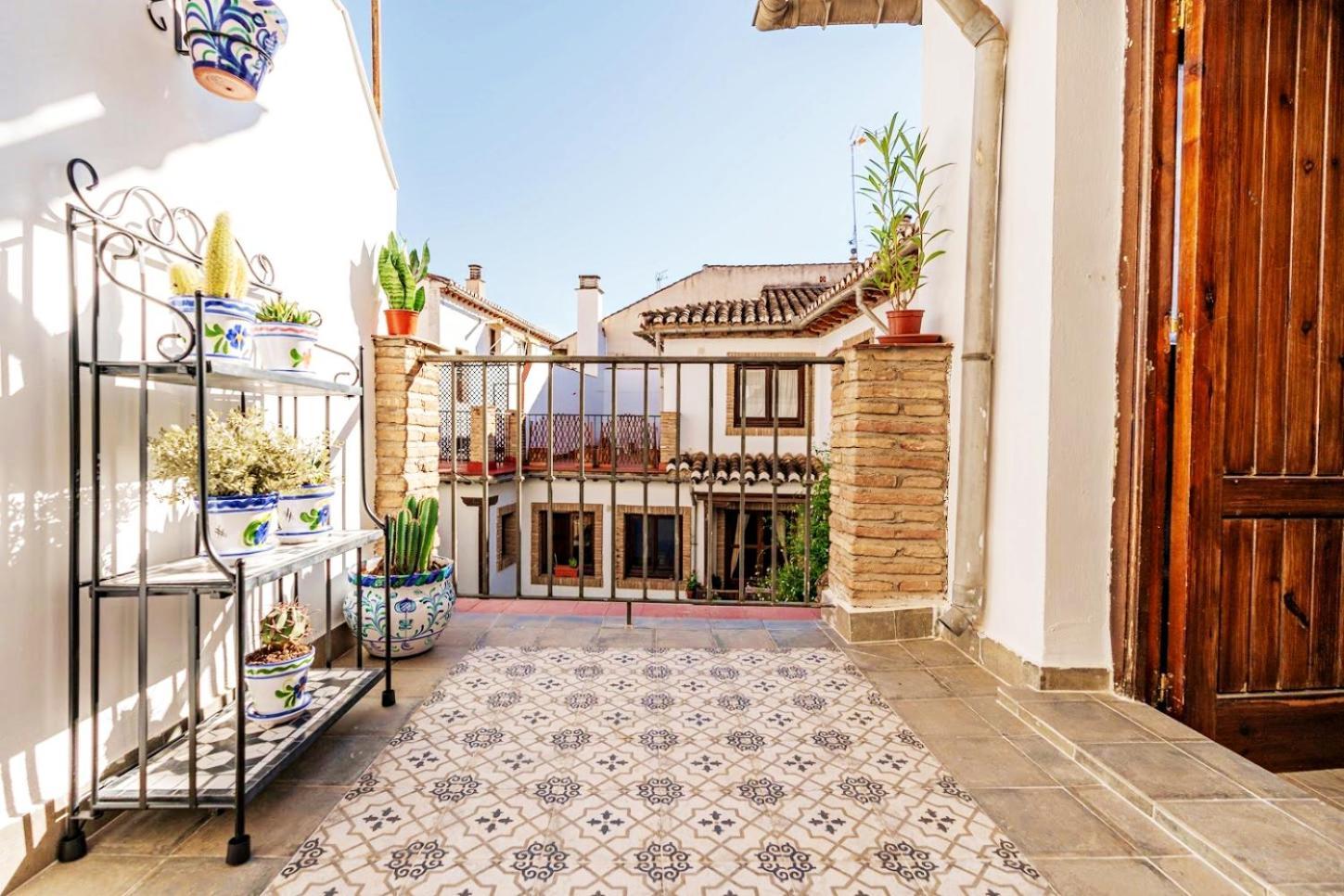 Tuguest Nazari Caldereria Apartments - Free Parking Granada Luaran gambar