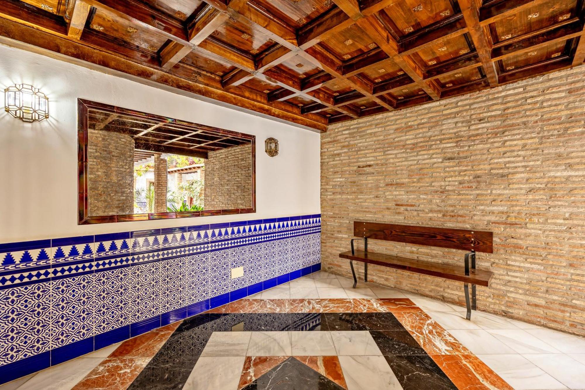 Tuguest Nazari Caldereria Apartments - Free Parking Granada Luaran gambar