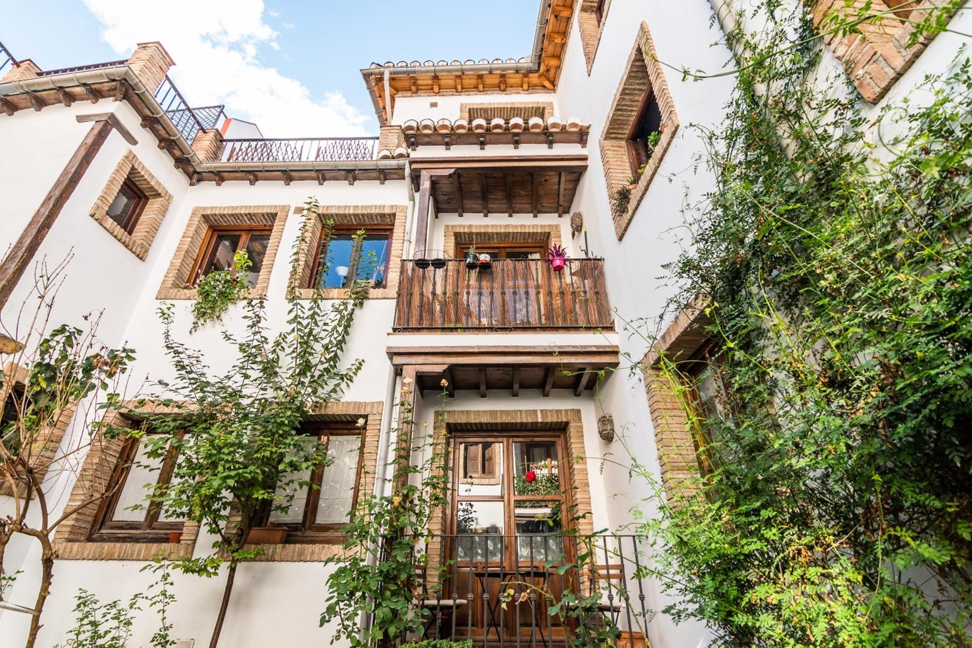 Tuguest Nazari Caldereria Apartments - Free Parking Granada Luaran gambar